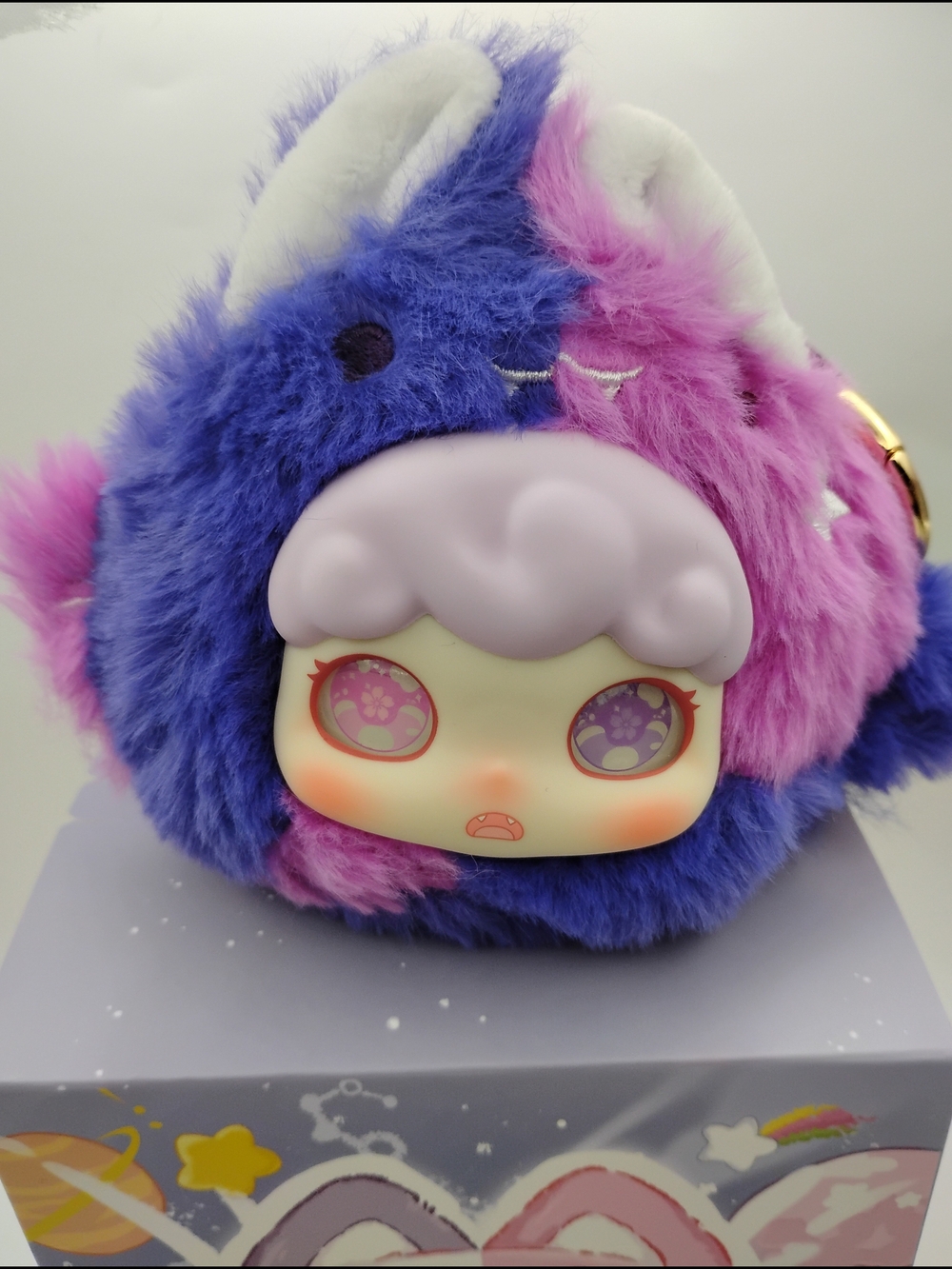 Domi Pin Pin World Keychain Pouch - Picture 2 of 3